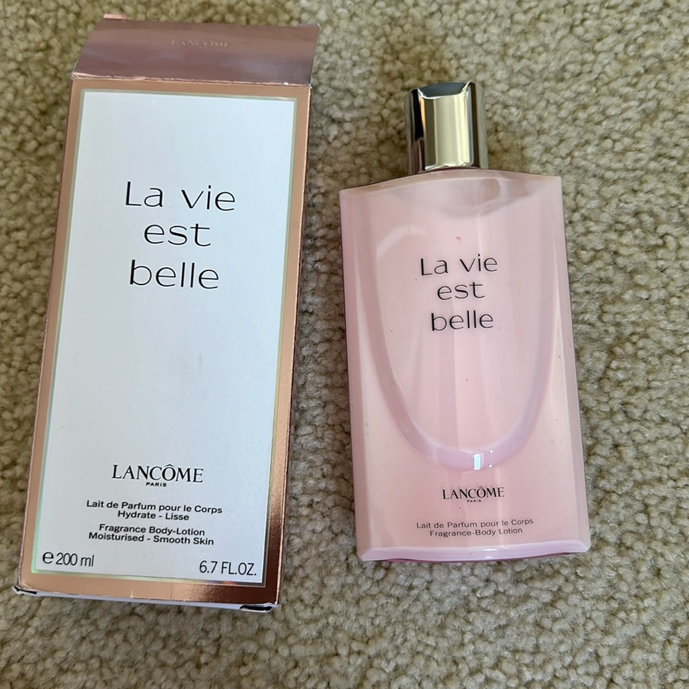 La via est belle Lancôme body lotion
